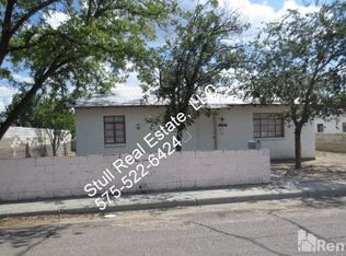 1466 E Boutz Rd, Las Cruces, NM 88001