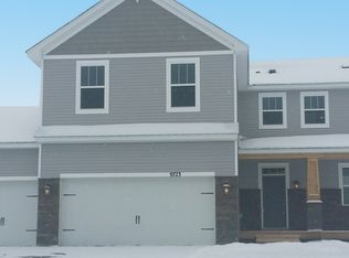 9723 69th St S, Cottage Grove, MN 55016