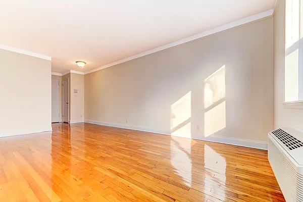 Rented by REAL New York | media 11