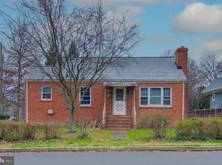 701 Highland Ave, Falls Church, VA 22046