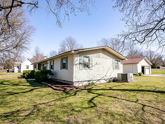 5th image of 1413 4th Street