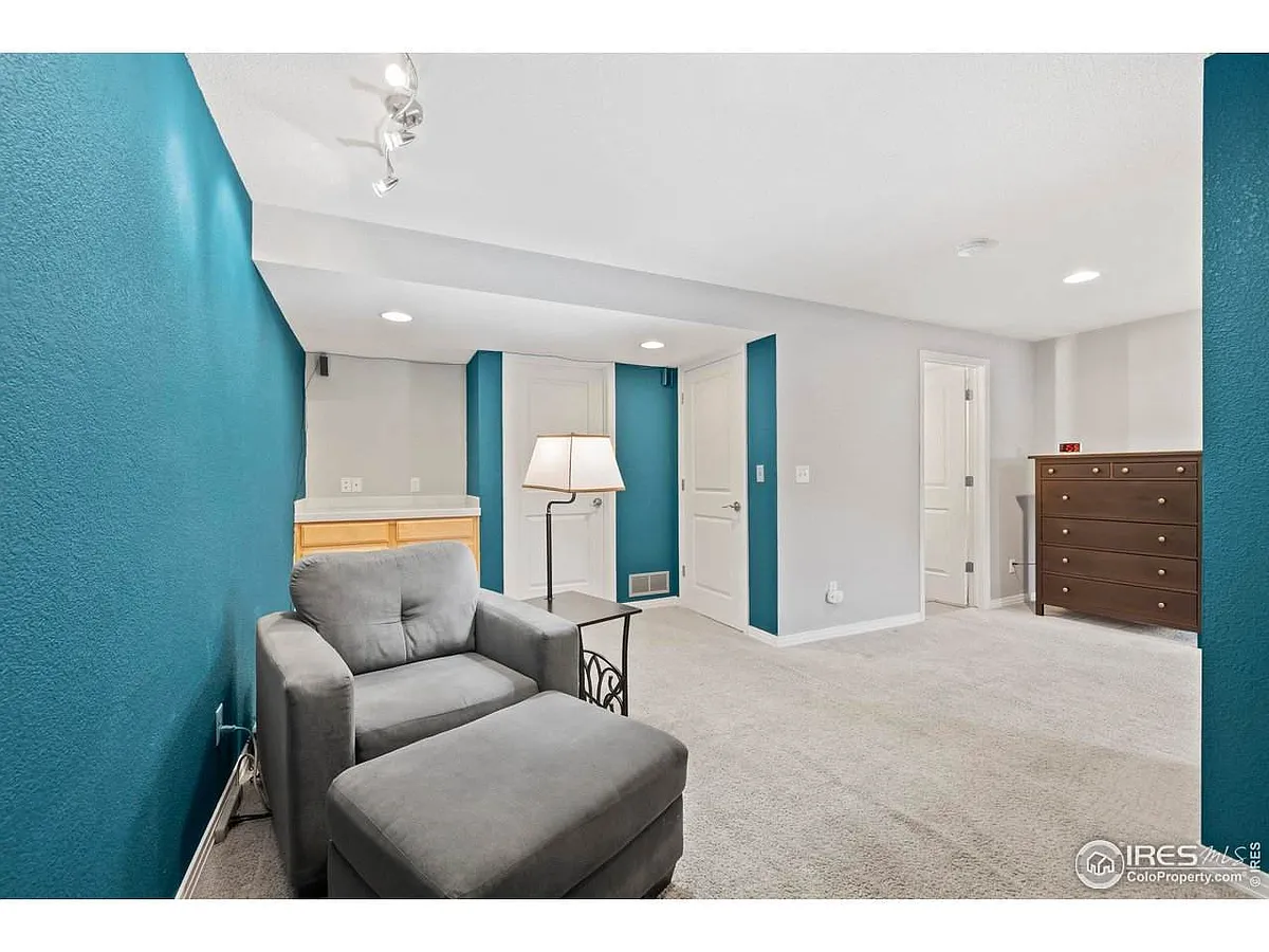 Building Photo - 2715 Rigden Pkwy #8