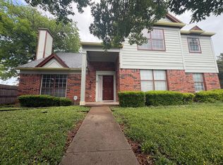 320 Williams St, Cedar Hill, TX 75104