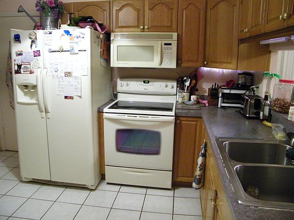 2nd image of 1461 SE Escambia Ct