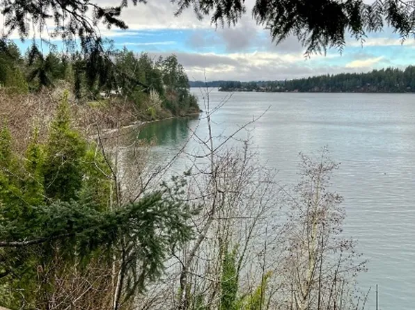 3220 Fishtrap Loop NE, Olympia, WA 98506