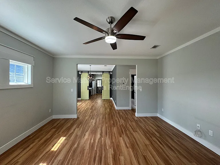 1416 E Baars St — Photo 4