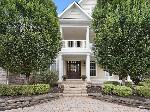 3rd image of 9294 Highbury Ct