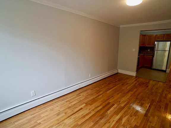 3rd image of 305 Van Buren St Floor 2