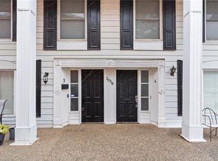 2058 Brant St #3, Burlington, ON L7P3A6