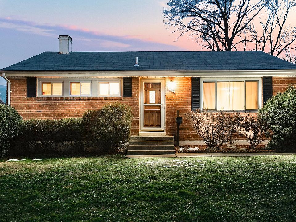1st image of 3707 Heather Ct