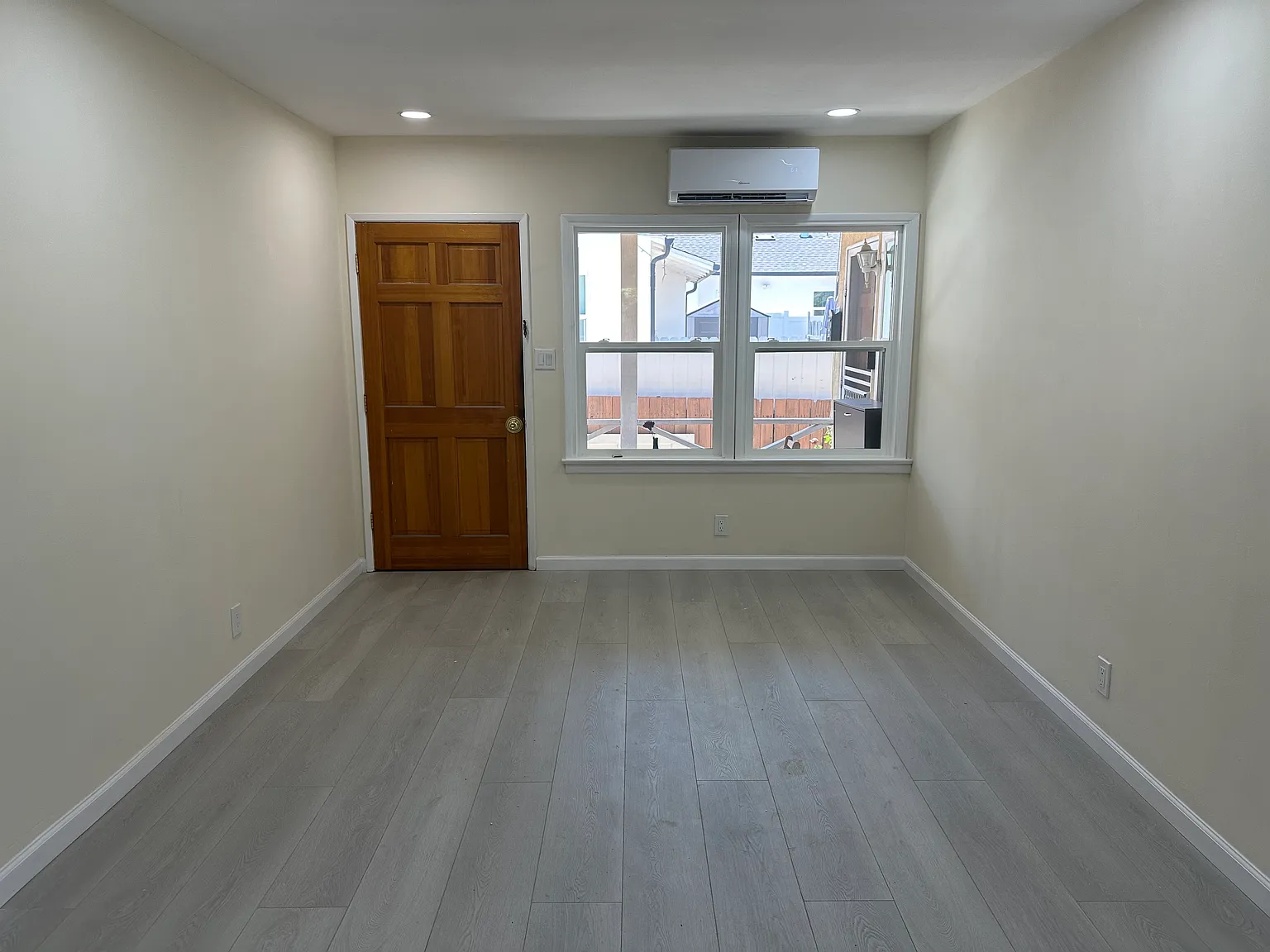 1 bed, 650 sqft, $2,200 — Photo 2