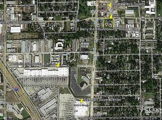 112 Berry Rd, Houston, TX 77022