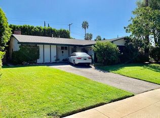 11838 Paso Robles Ave, Granada Hills, CA 91344