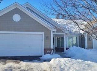 666 Regent Ln, Waconia, MN 55387