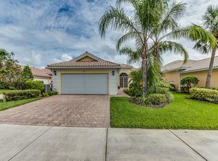 28623 Wahoo Dr, Bonita Springs, FL 34135