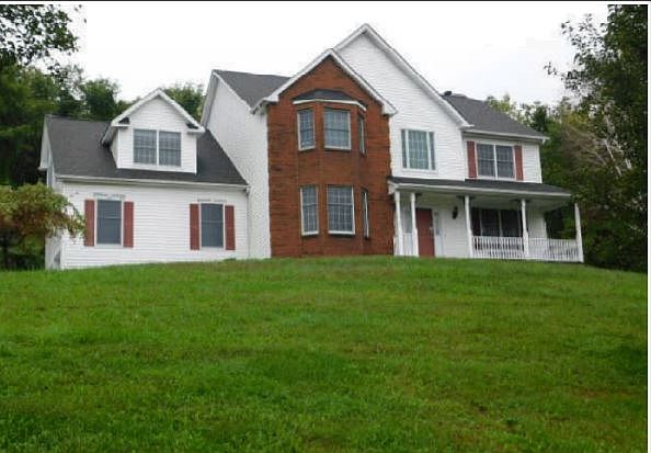 1st image of 138 Duke Dr