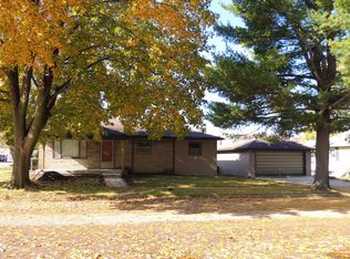 102 N La Salle Ave, Ladd, IL 61329