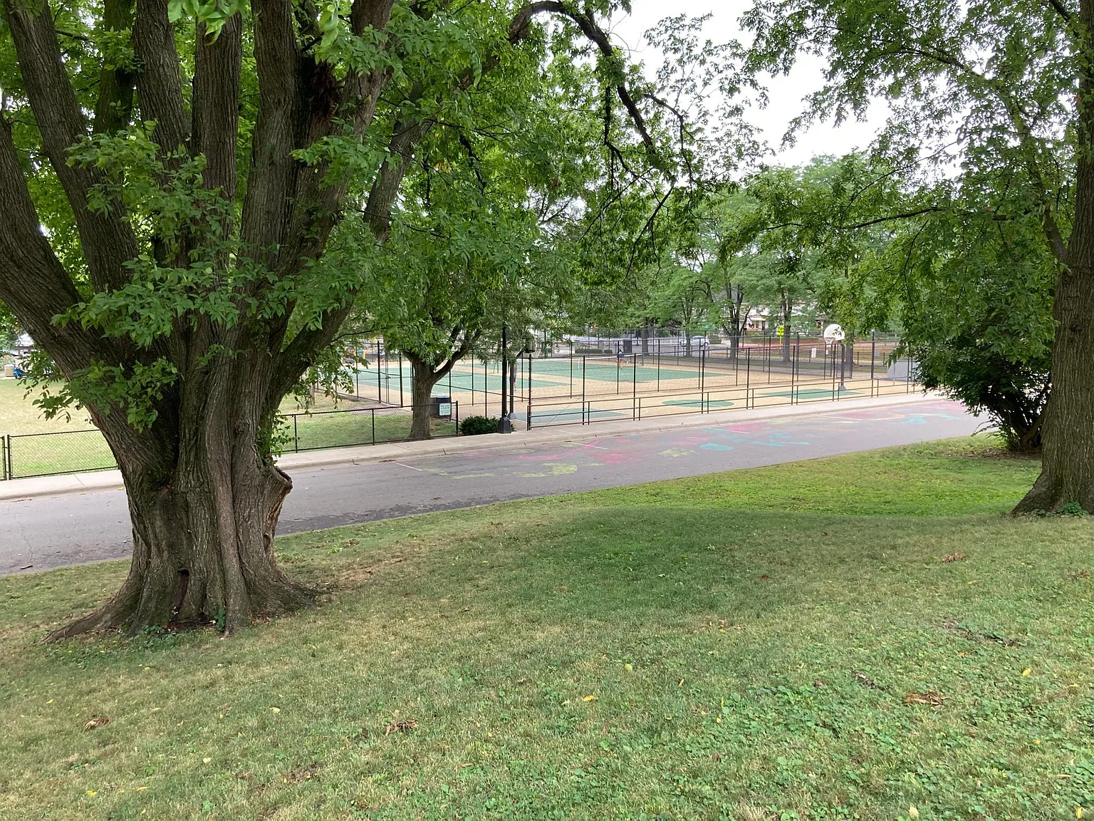 3 bed, 1500 sqft, $2,300 — Photo 3