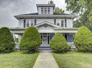 620 W Main St, Valley View, PA 17983