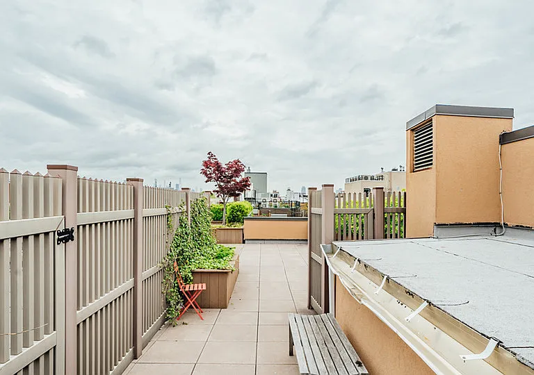 146 Meserole St #5D — Photo 35