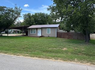 601 Alfred Dr, Azle, TX 76020