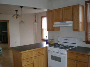 7 Grove St, Arlington, MA 02476