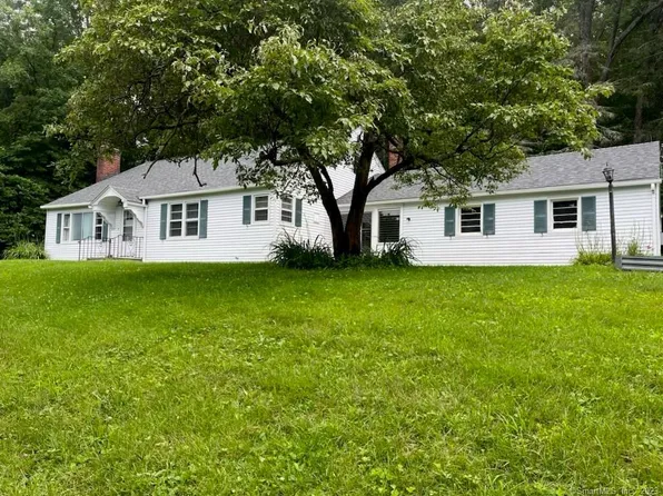 22 White Deer Rocks Road, Woodbury, CT 06798