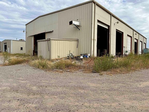 5th image of 2525 S 42nd St