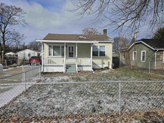 1106 Adams St, Monroe, MI 48161