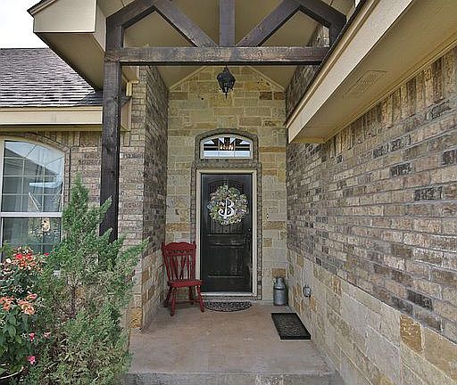 5th image of 110 Bear Creek Dr