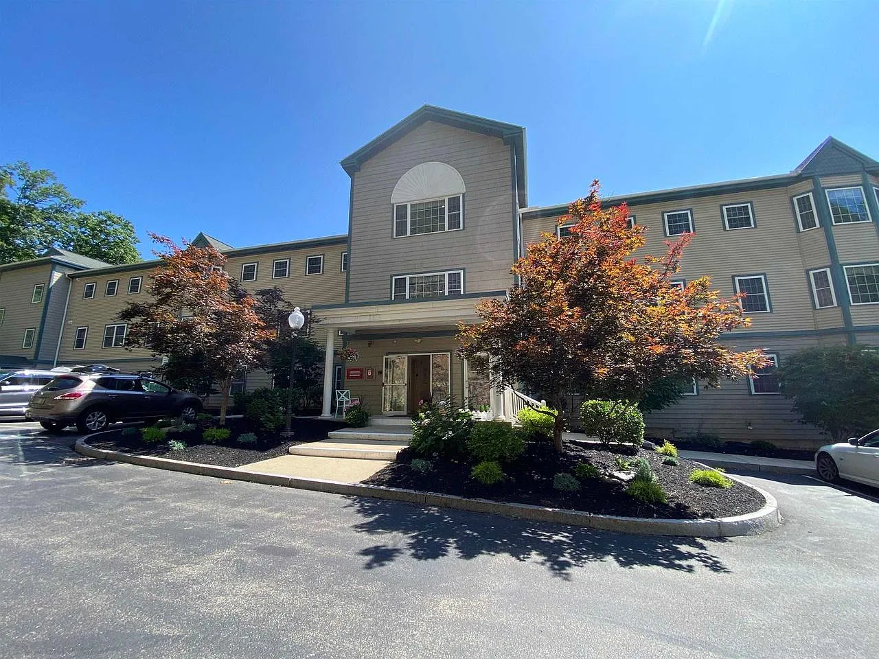 2 bed, 1470 sqft, $2,500 — Photo 1