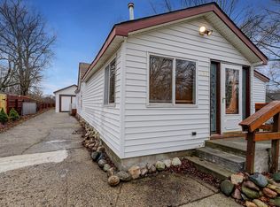 731 Oceola St, Howell, MI 48843