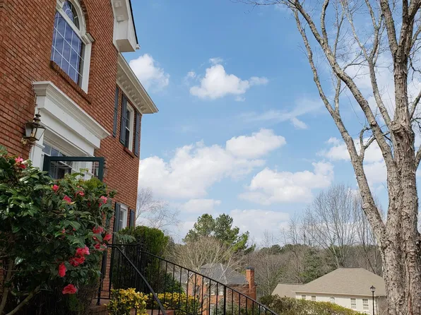 9250 Mackinac Dr, Johns Creek, GA 30022