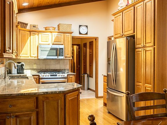 3rd image of 265 Oakwood Ridge Dr