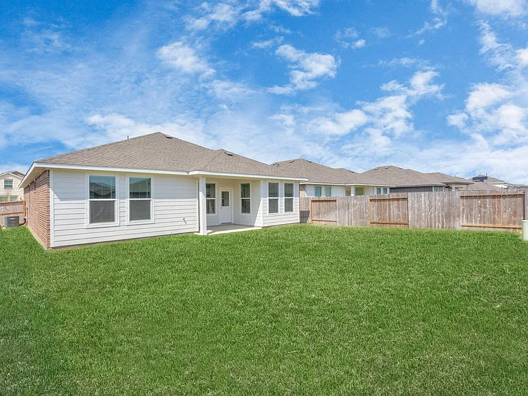 10515 Moon Valley Ln — Photo 39