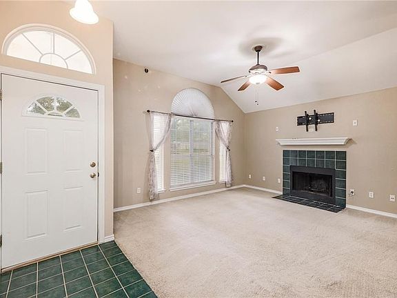 5th image of 2105 E Gann Hill Dr
