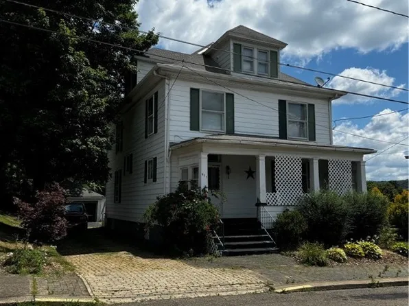 611 15th St, Wellsville, OH 43968