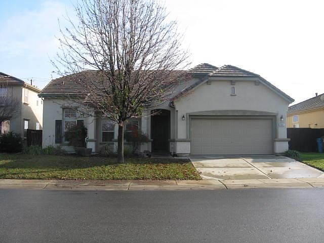 1st image of 9661 Poplar Way