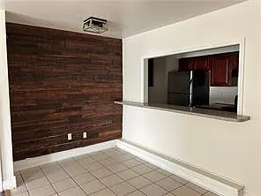 828 Vouray Dr #A — Photo 3
