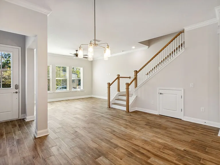 247 Beech St — Photo 15