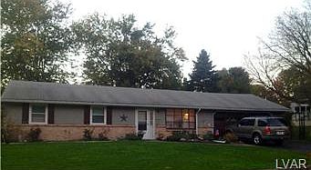 1st image of 99 Birchwood Dr