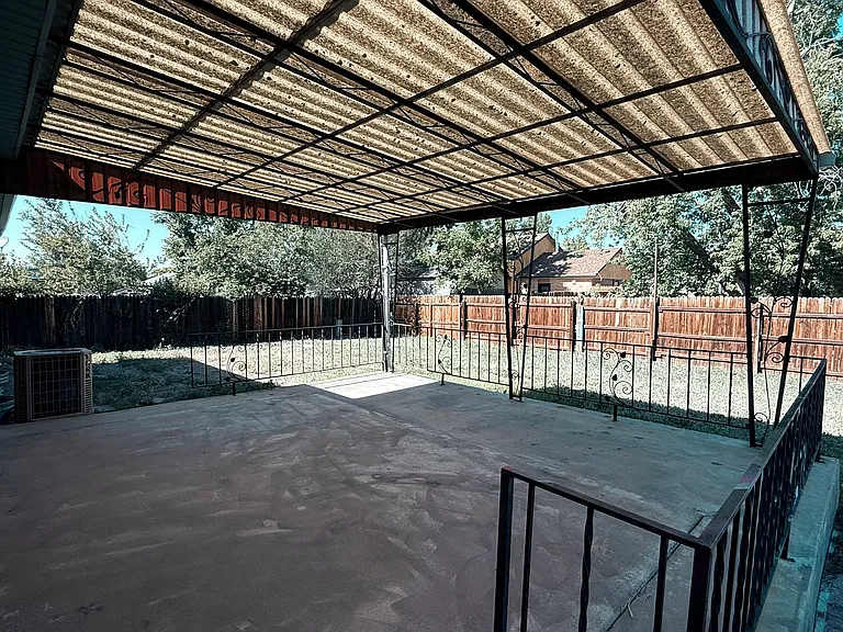 4974 Ursula St — Photo 13