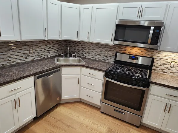 227 S Mathilda St APT 3, Pittsburgh, PA 15224