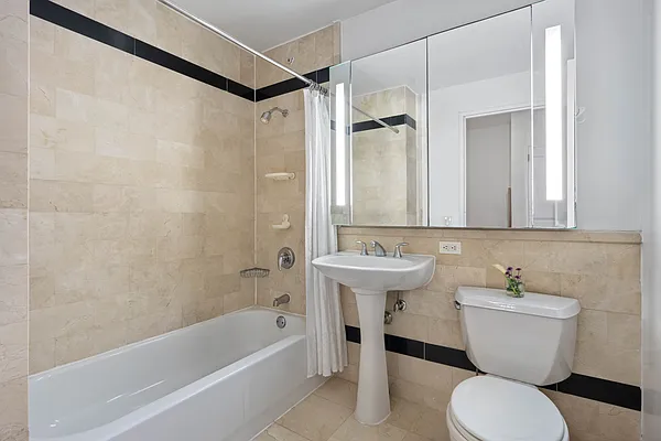 Rented by Compass | media 15