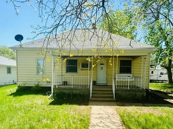 301 Cedar St, Elgin, NE 68636