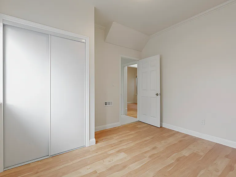 346 Shotwell St #346 — Photo 17