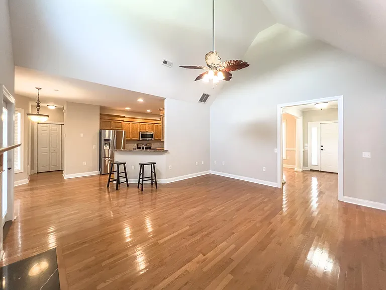 141 Travis Hill Rd — Photo 17