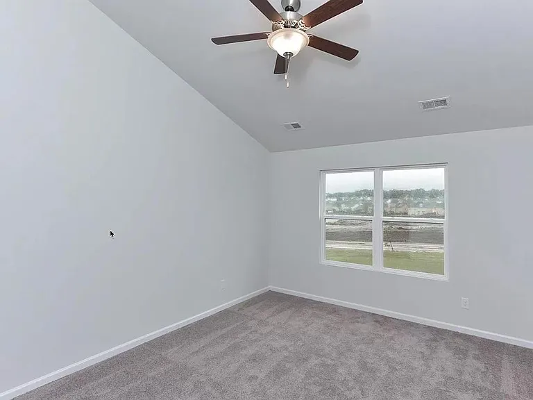 2750 Prince Charles Ct — Photo 4