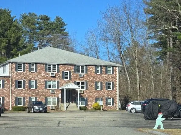 33 Garden Rd APT B7, Plaistow, NH 03865