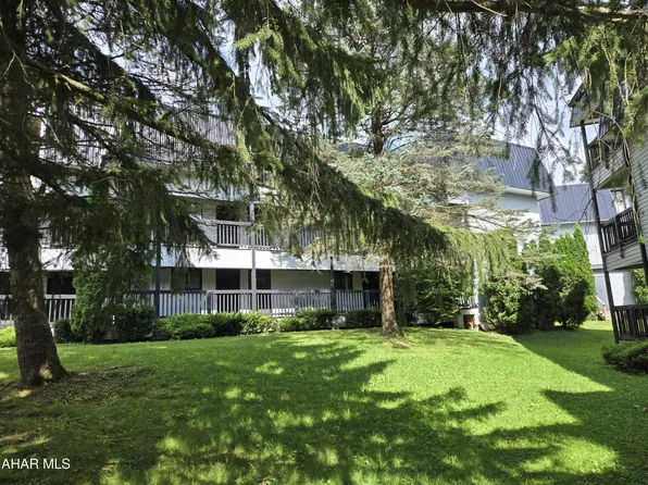 143 E Valley Point Ln #1127, Claysburg, PA 16625